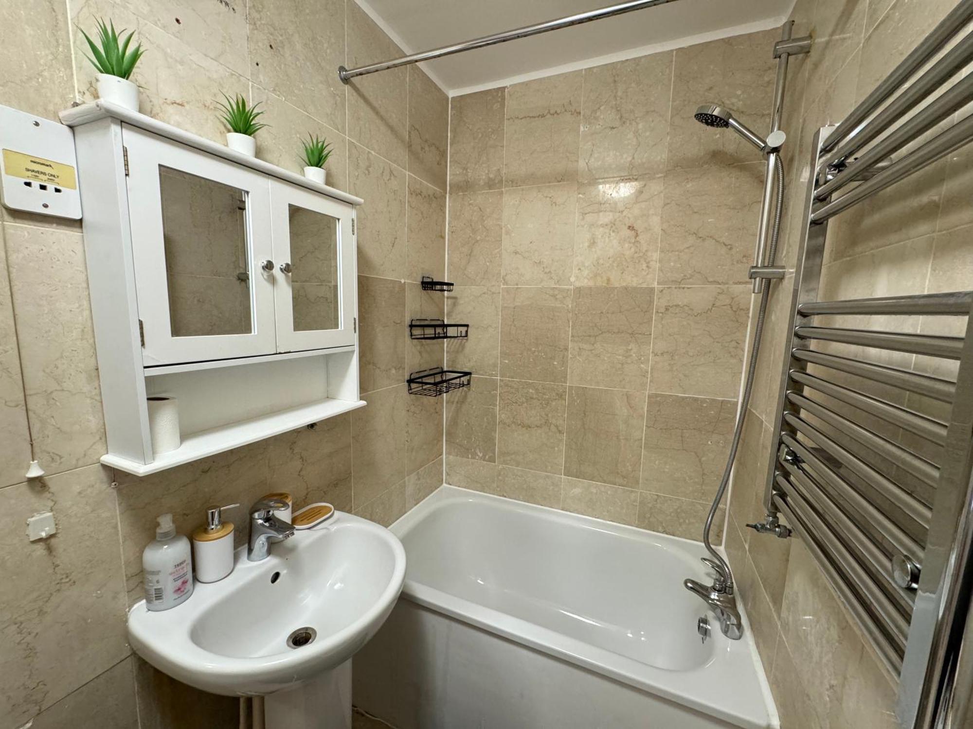 Central, Compact And Fashion Flat For 4 People With Breakfast In Kensington Zone 1 London Eksteriør billede