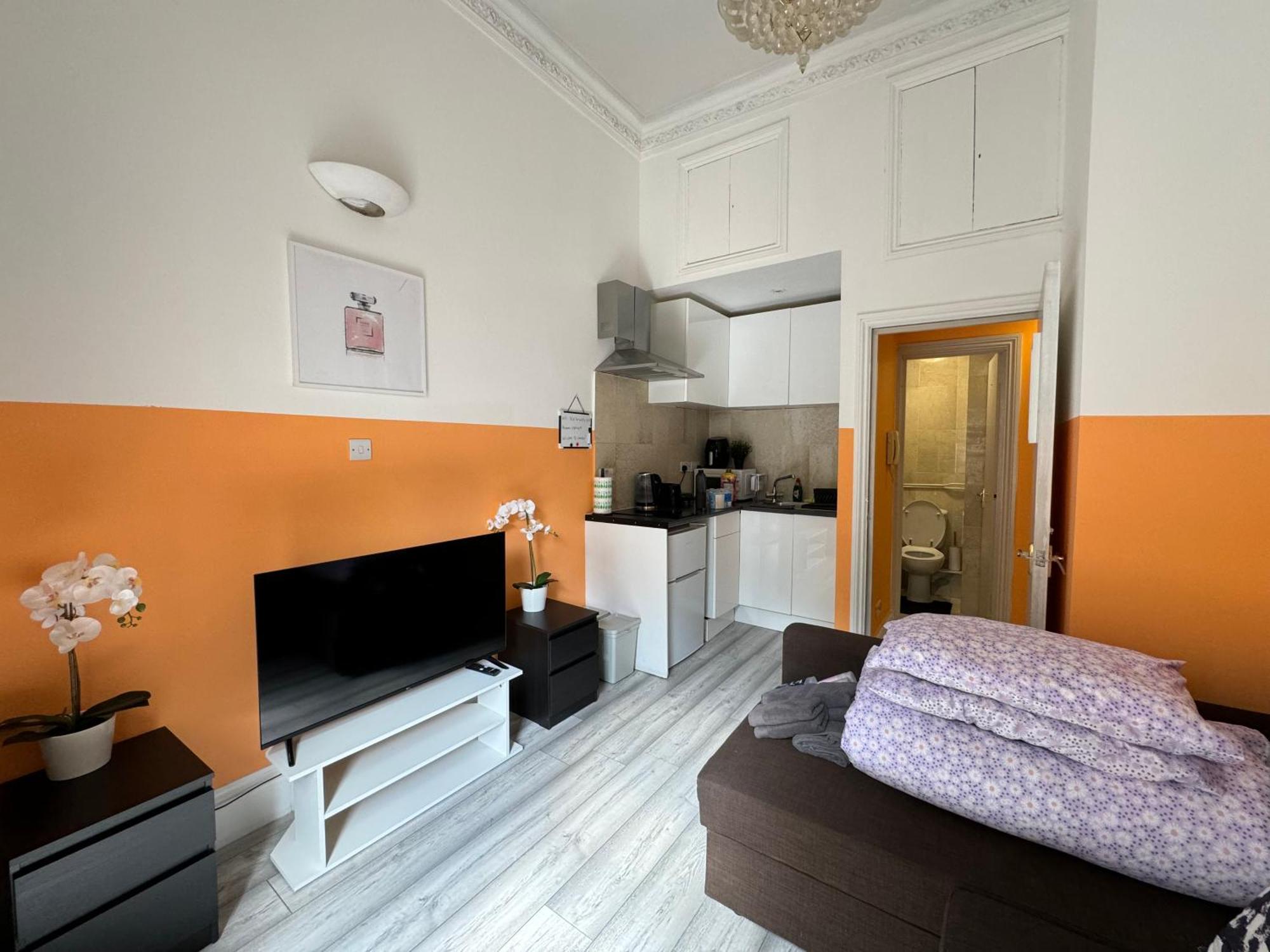 Central, Compact And Fashion Flat For 4 People With Breakfast In Kensington Zone 1 London Eksteriør billede