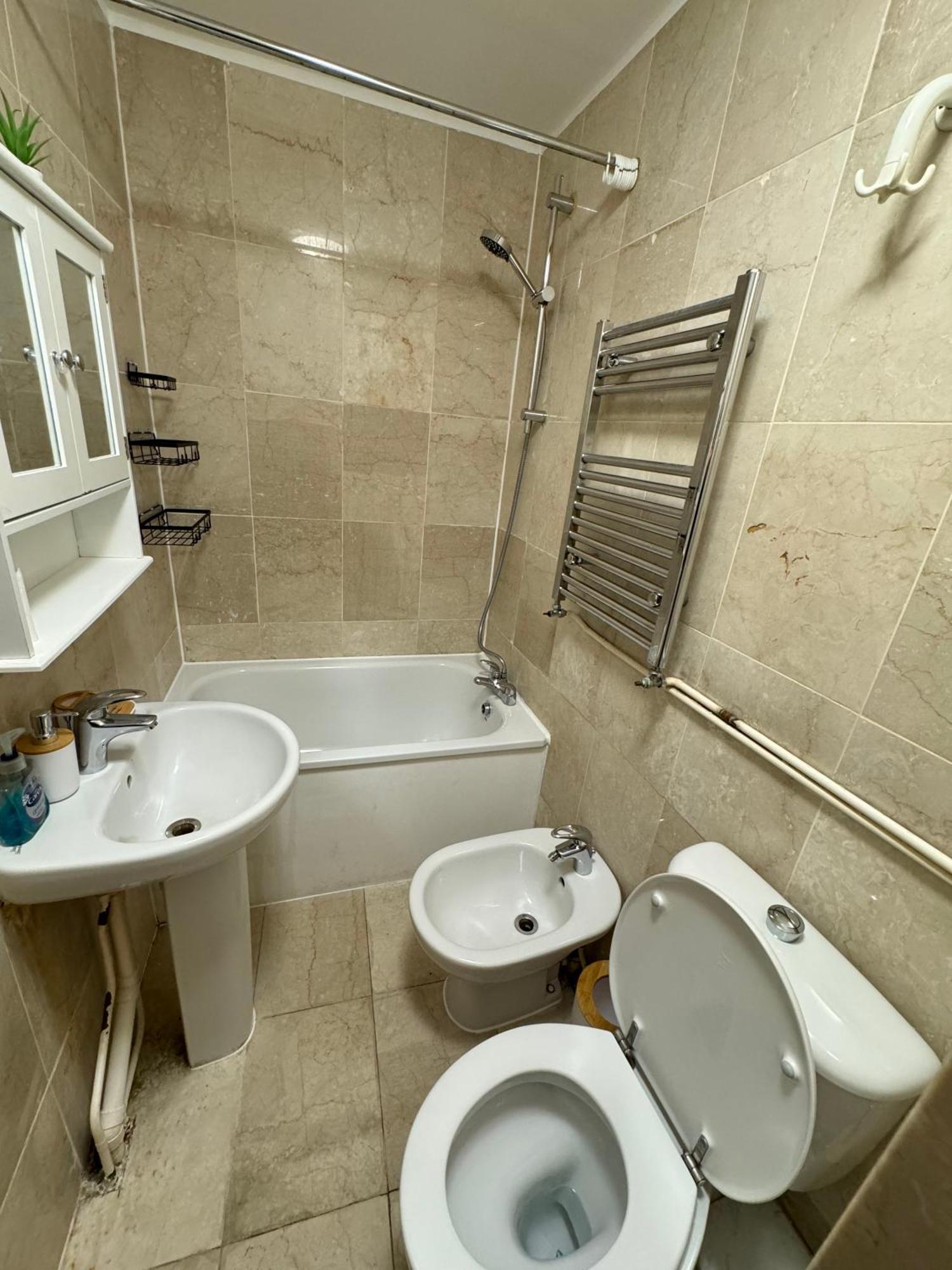 Central, Compact And Fashion Flat For 4 People With Breakfast In Kensington Zone 1 London Eksteriør billede