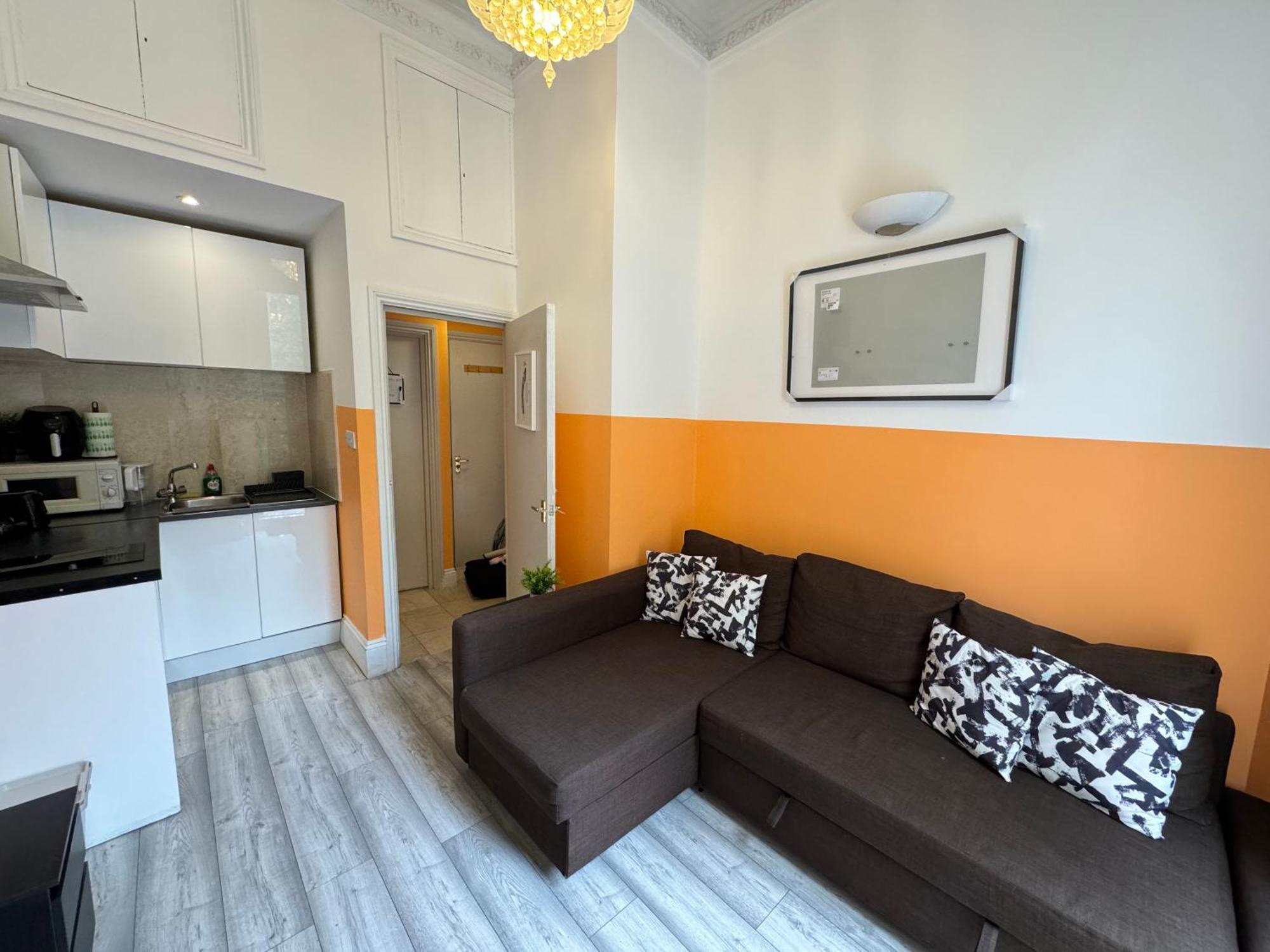 Central, Compact And Fashion Flat For 4 People With Breakfast In Kensington Zone 1 London Eksteriør billede